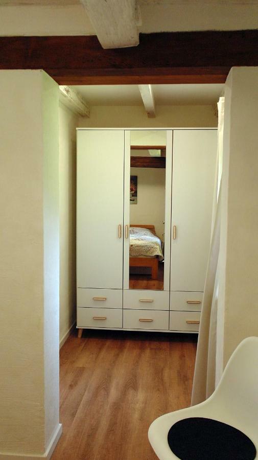 Gaestewohnung A+C Bovet Strasen Екстериор снимка